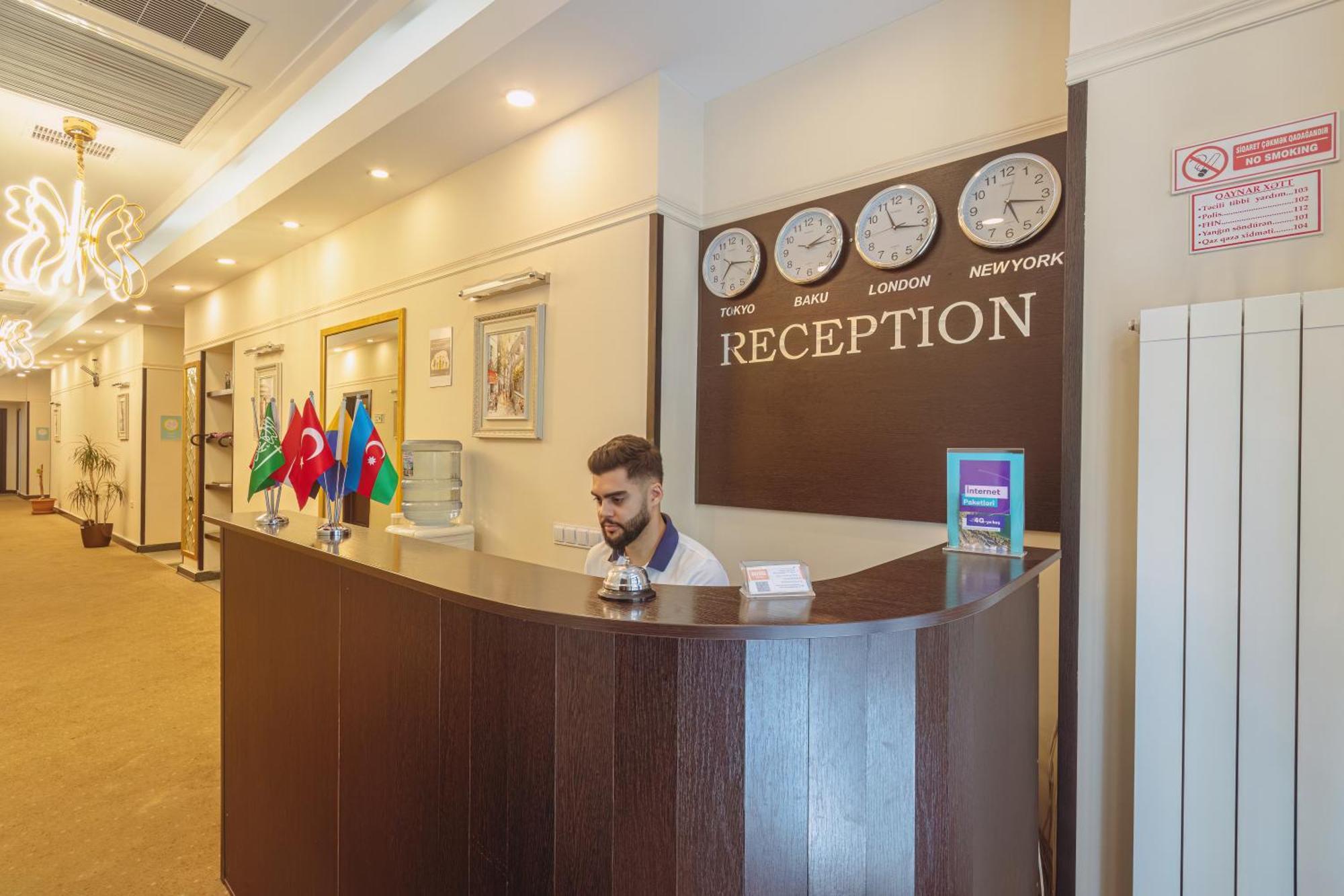 Deluxe Hotel Баку Экстерьер фото