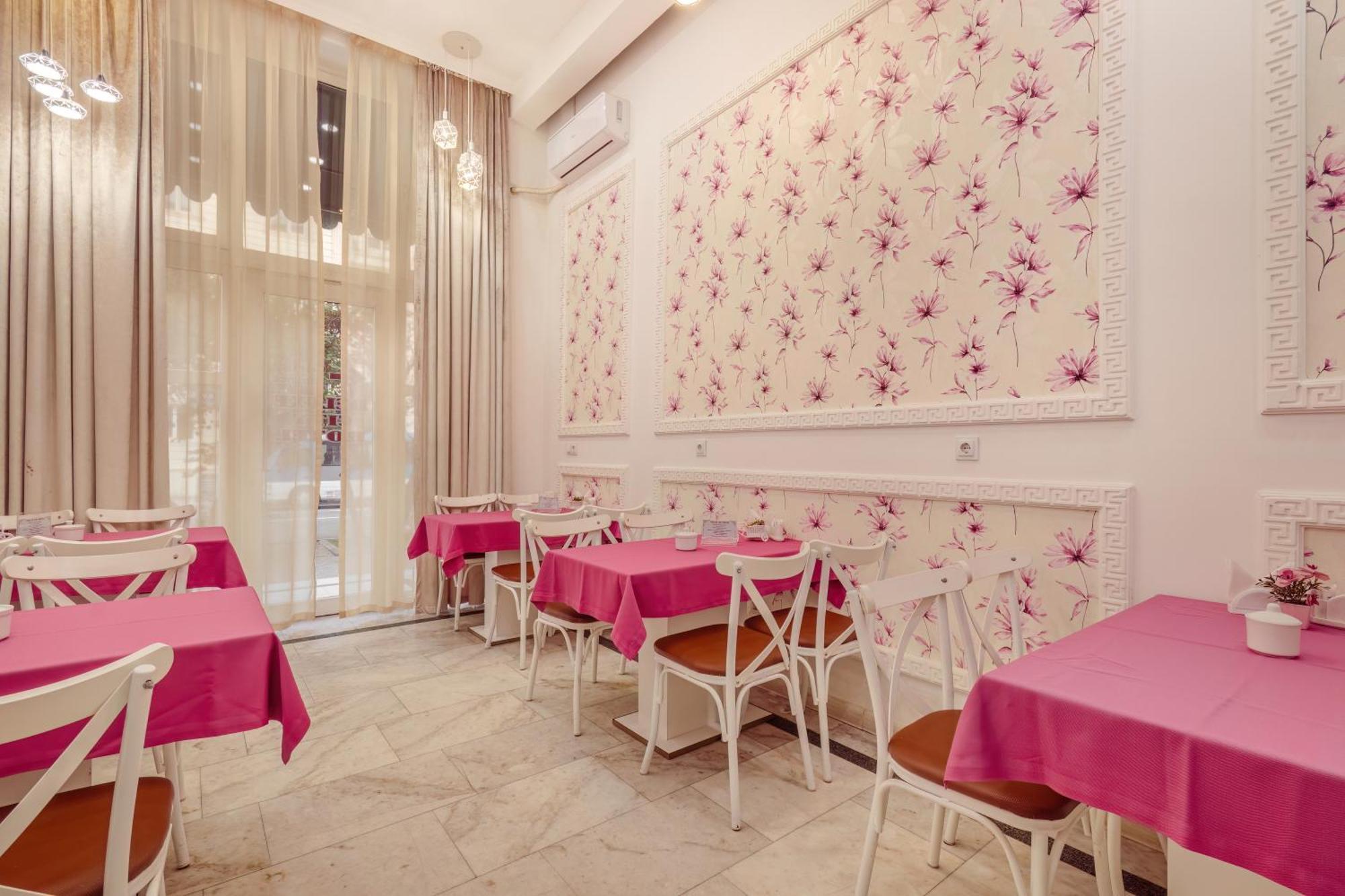 Deluxe Hotel Баку Экстерьер фото