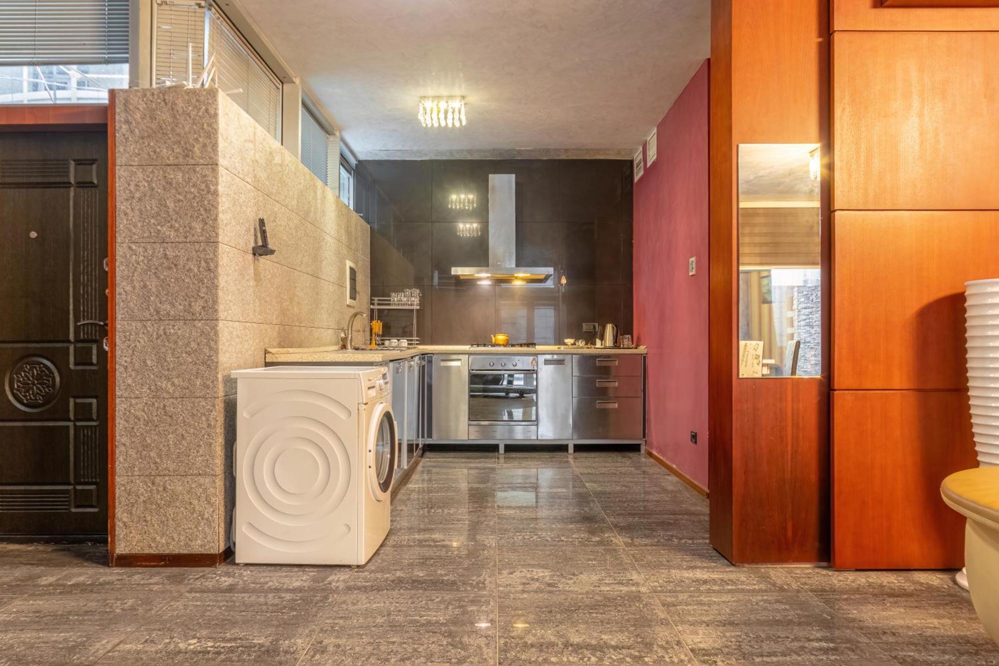 Deluxe Hotel Баку Экстерьер фото