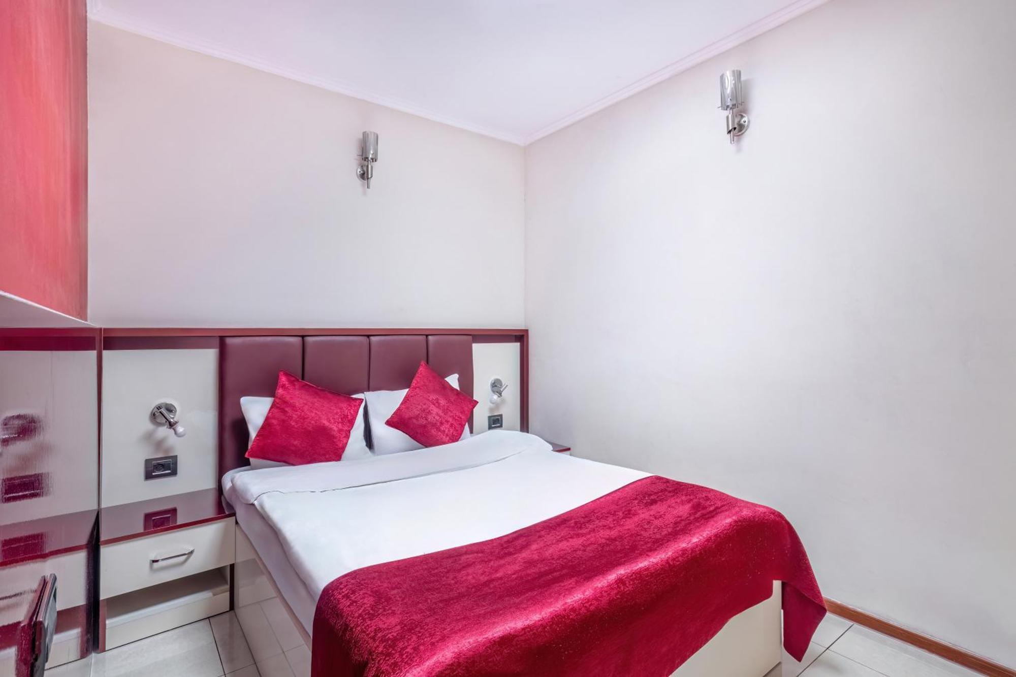 Deluxe Hotel Баку Экстерьер фото